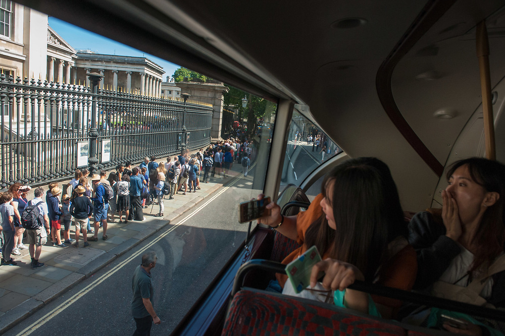 London, 13/08/2017: The British Museum from the bus. © Andrea Sabbadini